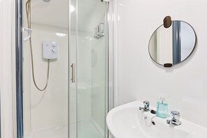 Douche, séchoir à cheveux
