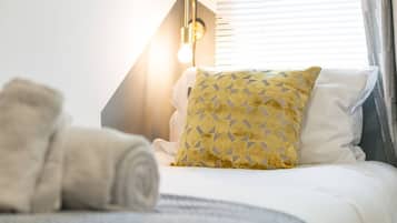 3 bedrooms, iron/ironing board, travel cot, free WiFi