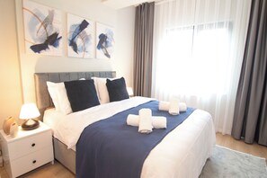 2 bedrooms, desk, iron/ironing board, free WiFi - Cozy apt with bedroom & office (Kağıthane)