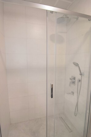 Hair dryer, towels
