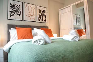 2 bedrooms, desk, free WiFi, wheelchair access