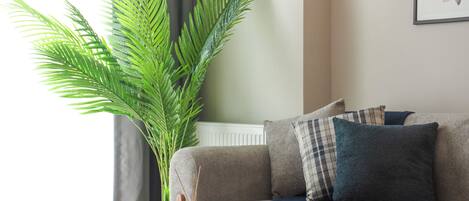 Una Smart TV, una oficina