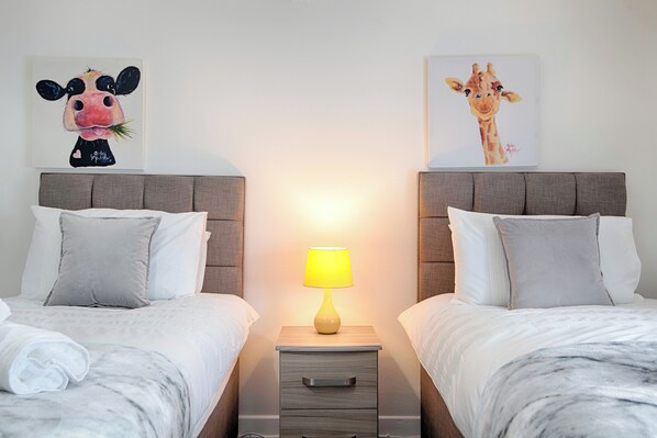 2 Schlafzimmer, Bügeleisen/Bügelbrett, Reisekinderbett, WLAN