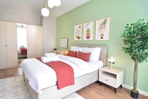 2 bedrooms, desk, iron/ironing board, free WiFi - 13th floor Brand new cozy 2BR Apt with Balcony (Bağcılar)