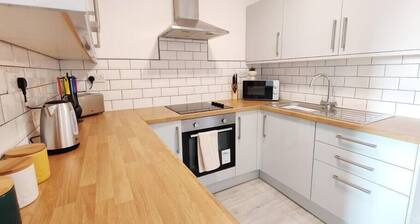 Bryn House - TV in Every Bedroom!