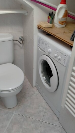 Towels, soap, toilet paper