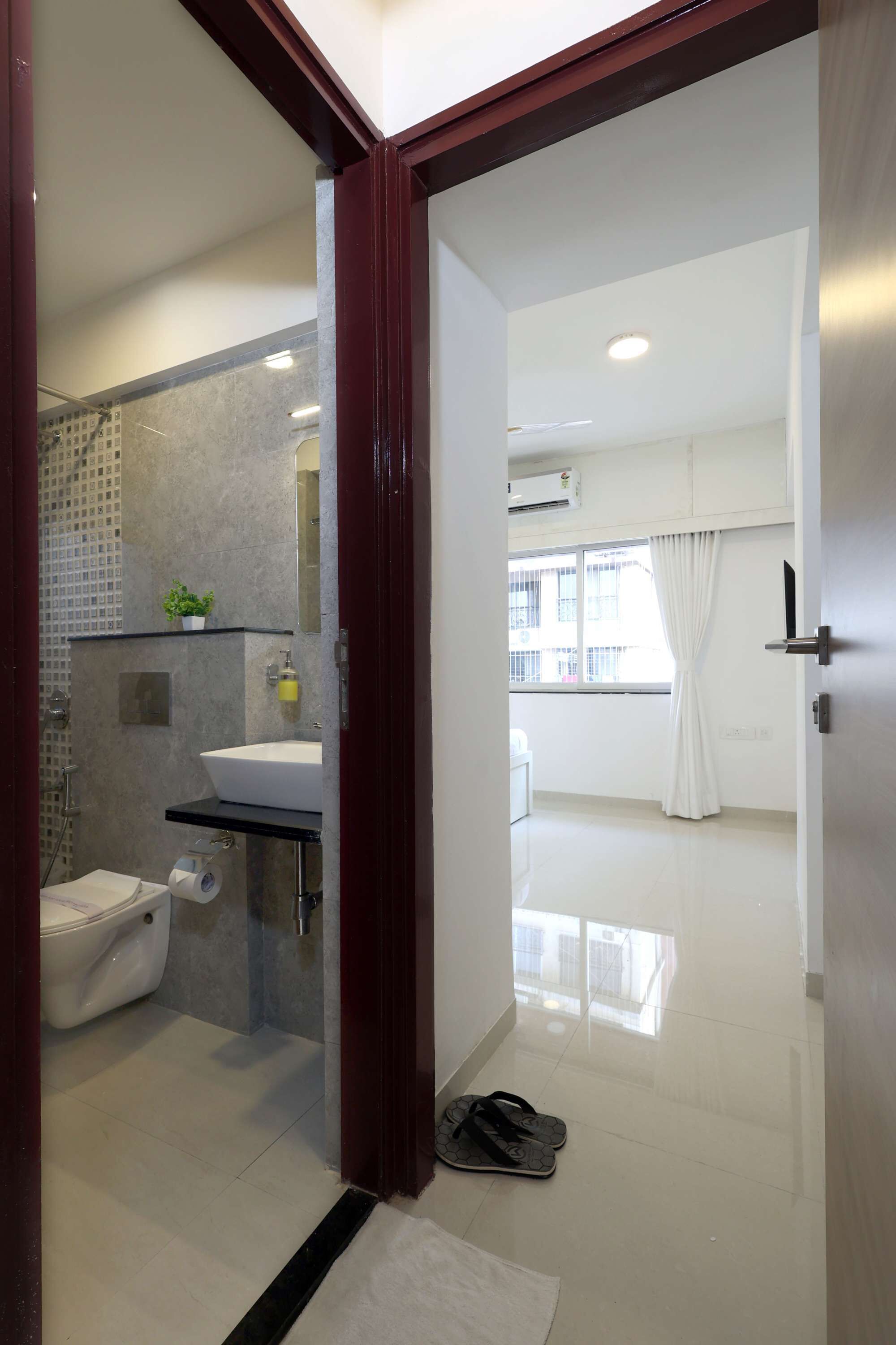 Ducha, secador de pelo, toallas