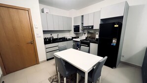 Fridge, microwave, oven, dishwasher
