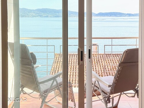 XILGAR Apt Raxo Beach, with views one minute from the beach