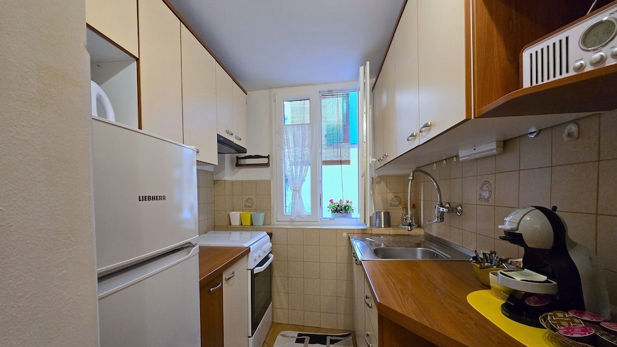 Two-Bedroom Apartment SEVEN