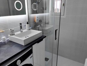 ヘアドライヤー