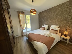 4 bedrooms, free WiFi