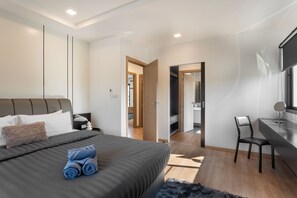 3 slaapkamers, een bureau, een strijkplank/strijkijzer, gratis wifi