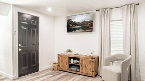 Interior - This cottage is a 1 bedroom(s), 1 bathrooms, located in Abilene, TX. (Abilene)