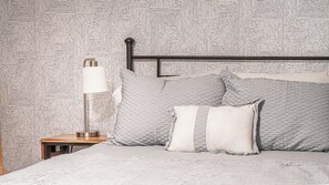 1 habitación, tabla de planchar con plancha y wifi gratis 
