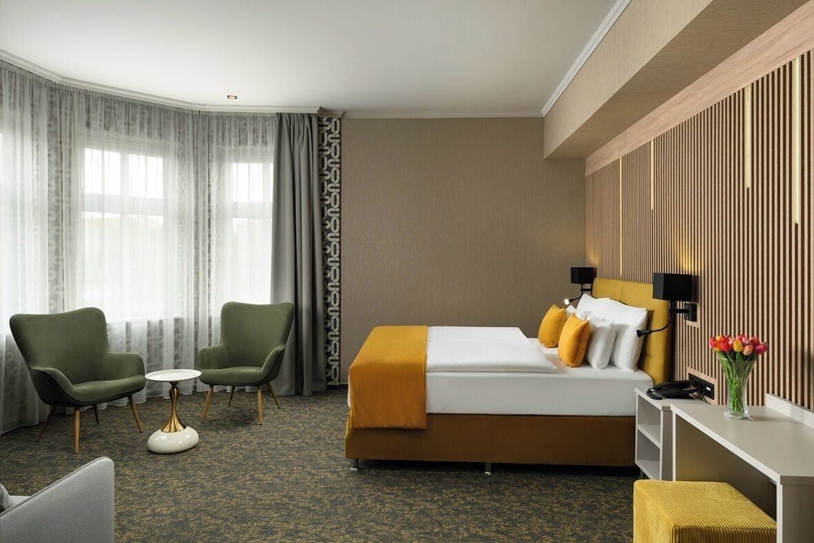 Deluxe Double Room, City View