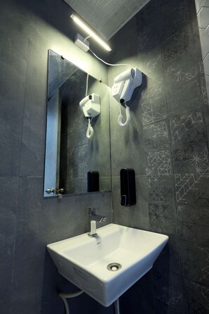 Hair dryer, towels