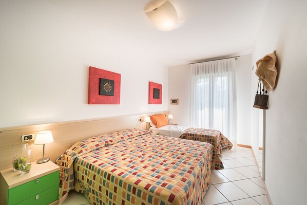 2 habitaciones y acceso a internet