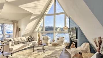Smart TV, chimenea