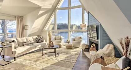 Luxury Lakefront HGTV Home-3Bed/3Bath/Dock/Firepit/Sleeps-14PP