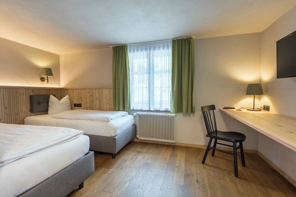 Deluxe Single Room