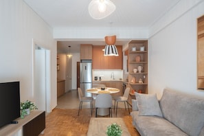 House | 1 bedroom - LIV - Trendy Athenian Apartment in Pagrati (Athens)