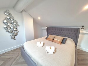 3 chambres, fer et planche à repasser, Wi-Fi, draps fournis