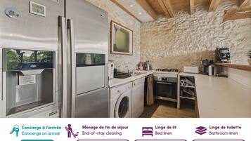 Réfrigérateur, micro-ondes, four, lave-vaisselle