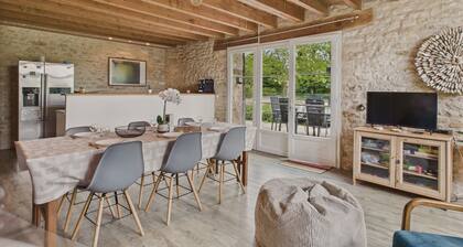 Maison en pierre pour 4 adultes/2enfants avec jardin