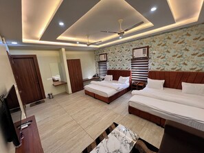 Luxury Studio Suite | Desk, free WiFi - Hotel Kesari (Sujangarh)