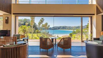 Zona de estar del vestíbulo