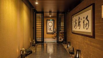 Bagian depan properti