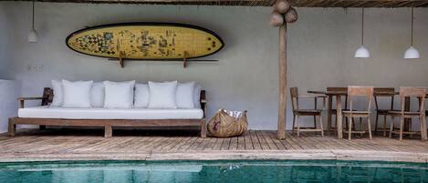 Deluxe huis | Zwembad | Een buitenzwembad