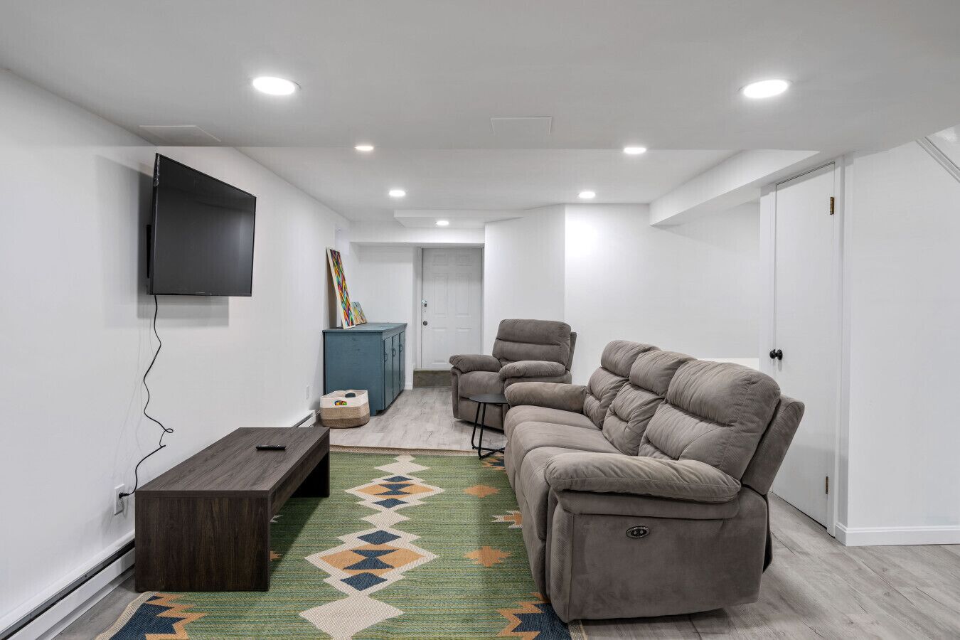 Smart TV, fireplace, table football, books