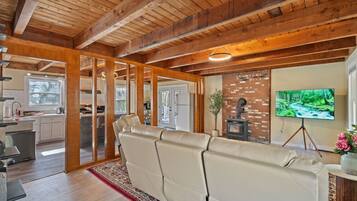 Smart TV, fireplace, foosball, books