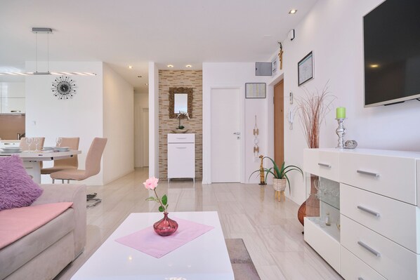 50-inch Smart TV with cable channels