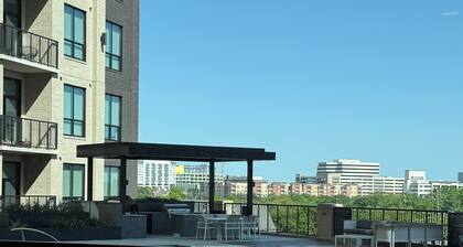 Houston Gem: Walk to Med Center & NRG