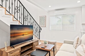 Apartment | 3 bedrooms, Internet