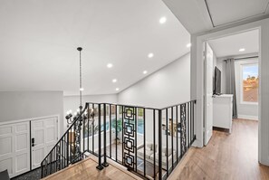 Casa | 5 quartos, acesso à internet de alta velocidade