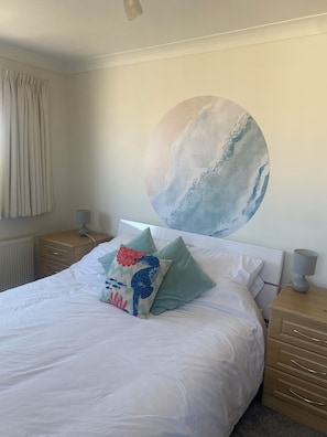 2 chambres, fer et planche à repasser, Wi-Fi, draps fournis