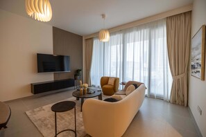 Apartment - Luxury 3BR Plus Storage in Forte Downtown (Dubai)