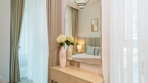 House - Homesgetaway-cozy Luxury 1BR I Missoni Urban Oasis (Dubai)