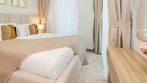 Apartment | 1 bedroom - Designer 1BR Missoni Apt Newly Built and Fully Equipped (Dubai)