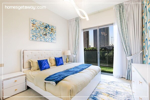 Apartment | 2 bedrooms - Luxurious and Spacious 2BR Plus Maid Room Eleganz Apt (Dubai)