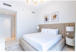 Apartment | 2 bedrooms - Homesgetaway-luxury 2Br Apartment in Beach Vista Tower 2 With Beach Access (Dubai)