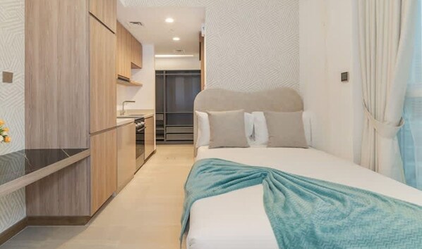 Apartment - Missoni Charm Studio Fully Furnished With Style (Dubai)