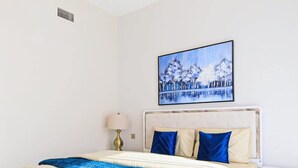Apartment | 2 bedrooms - Bright and Spacious 2BR With Maids in Eleganz JVC (Dubai)