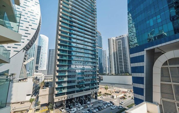 Apartment | 1 bedroom - Exquisite 1-bedroom Fully Furnished Apt at Missoni (Dubai)