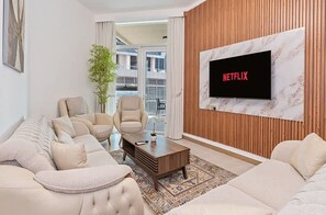 1 bedroom - Exquisite 1-bedroom Fully Furnished Apt at Missoni (Dubai)