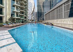 Apartment | 2 bedrooms, Internet - 2BR Missoni Branded 5 Mins to Burj Dubai Mall (Dubai)